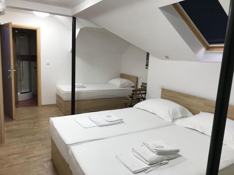 Sobe Zimmer Frei Pozega Extérieur photo
