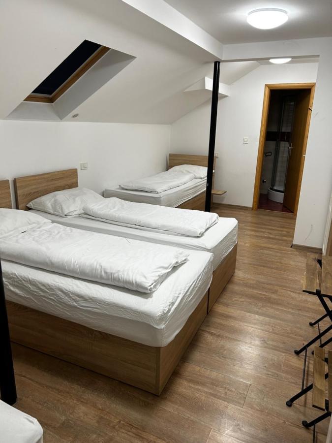 Sobe Zimmer Frei Pozega Extérieur photo