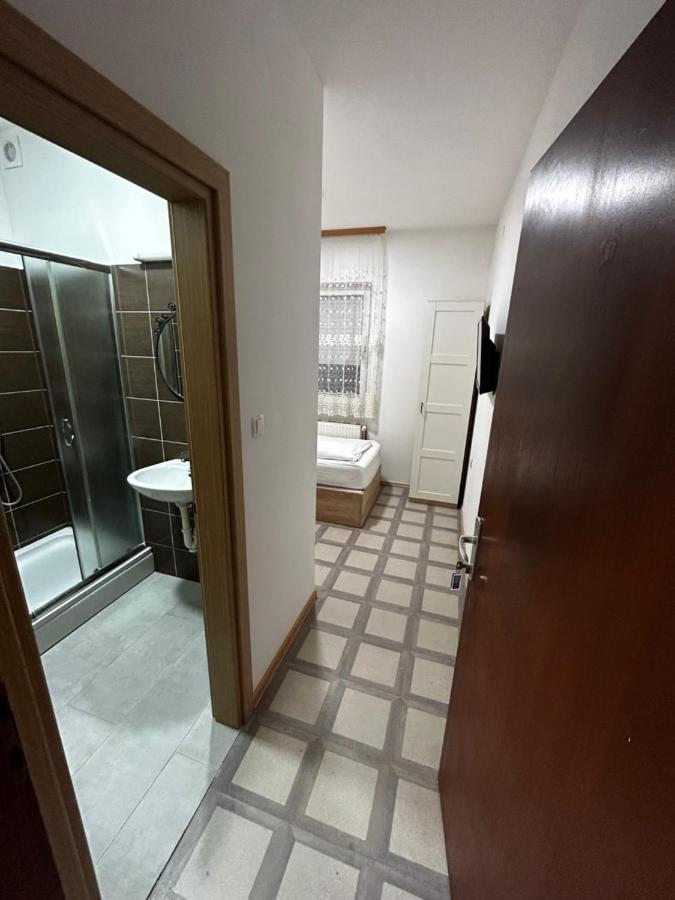 Sobe Zimmer Frei Pozega Extérieur photo