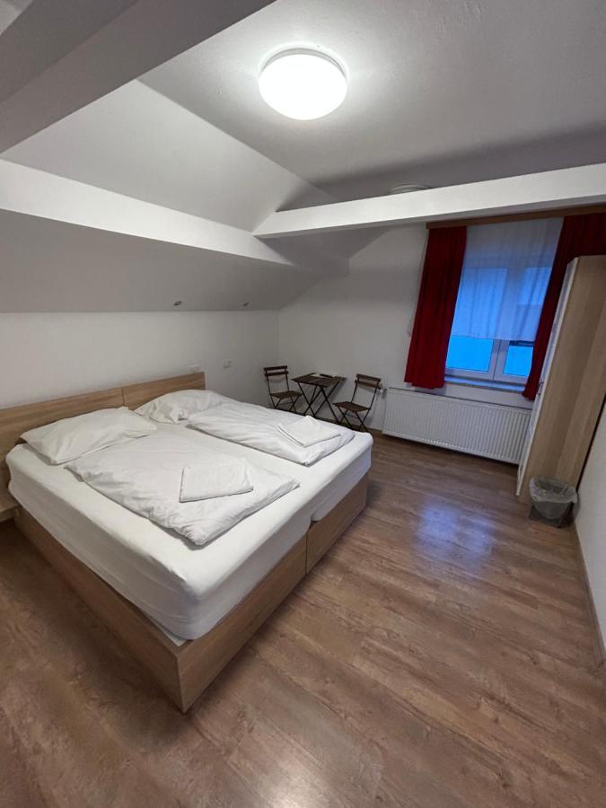 Sobe Zimmer Frei Pozega Extérieur photo