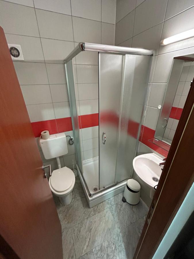 Sobe Zimmer Frei Pozega Extérieur photo