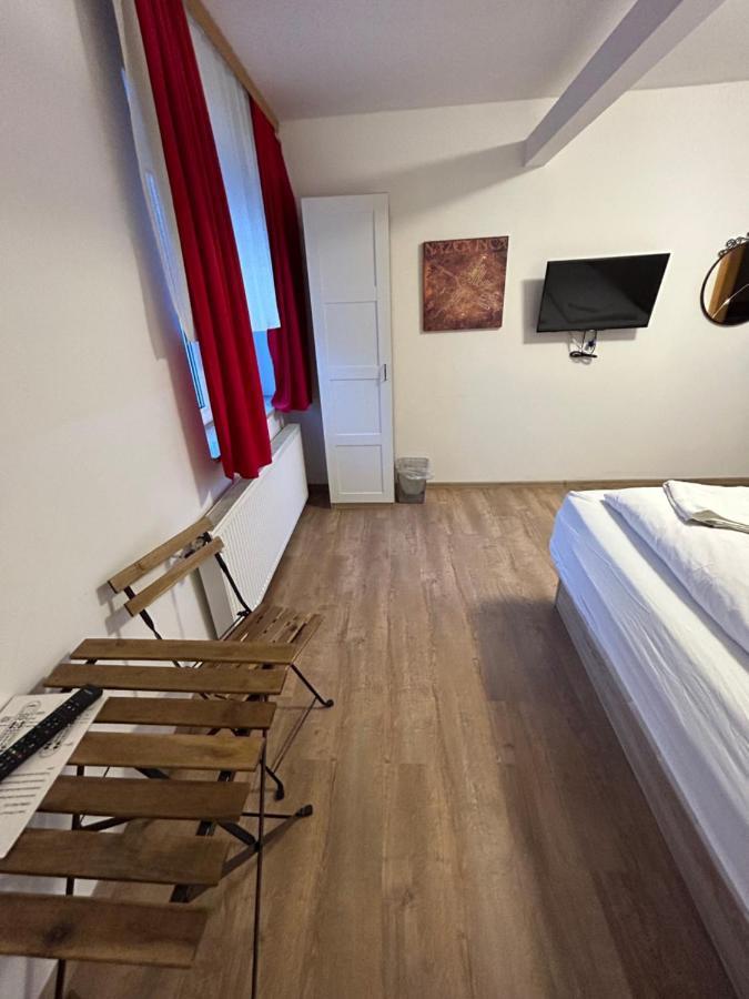 Sobe Zimmer Frei Pozega Extérieur photo