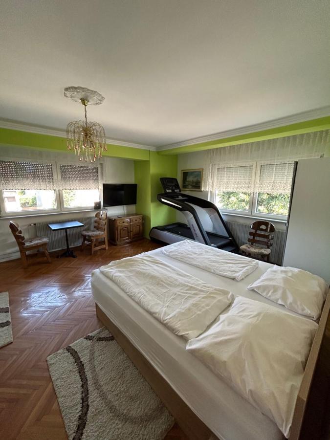 Sobe Zimmer Frei Pozega Extérieur photo