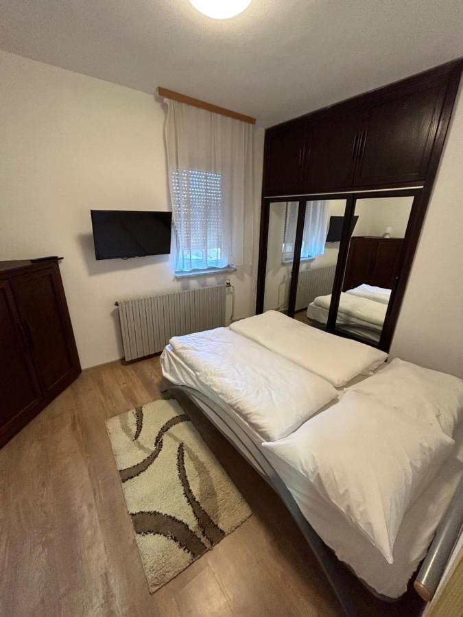 Sobe Zimmer Frei Pozega Extérieur photo