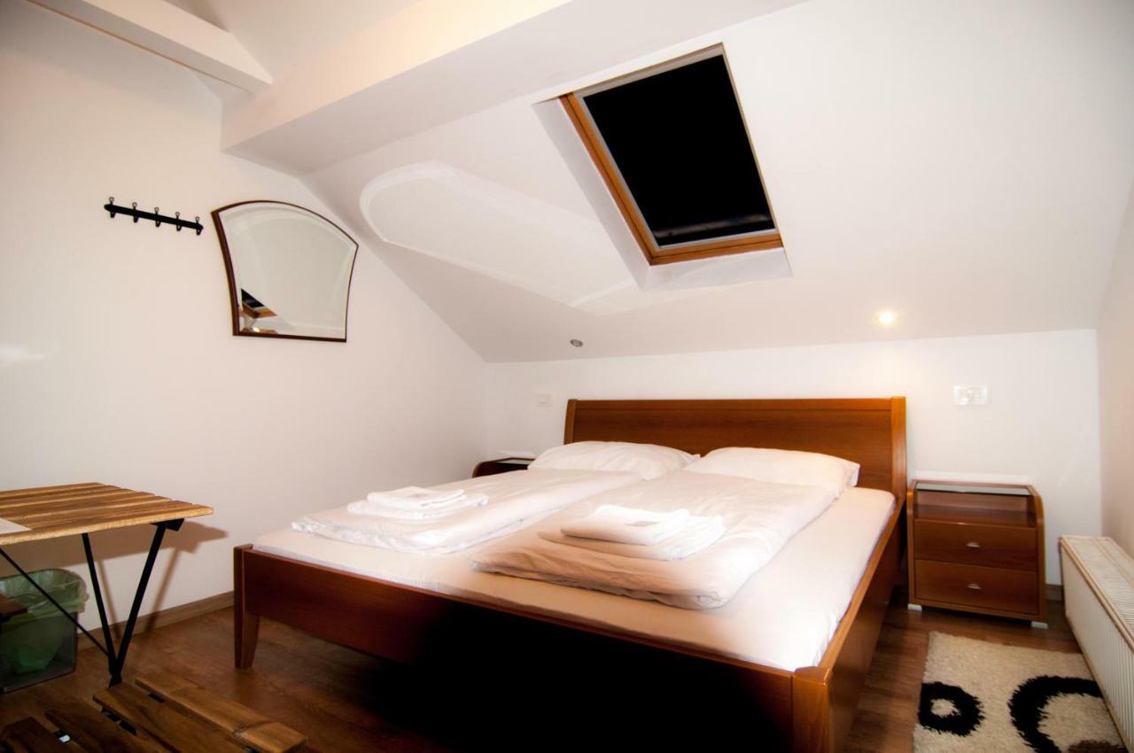 Sobe Zimmer Frei Pozega Extérieur photo